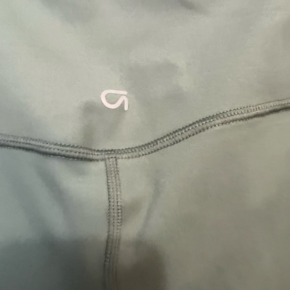 3 Piece Gap fit activewear - Picture 8 of 13